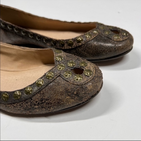 Frye Emma Hammered Stud Flats Sz 8.5 - Picture 8 of 13
